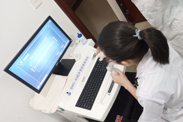 篩查骨質(zhì)疏松，提高骨骼健康水平，超聲骨密度儀來(lái)幫忙